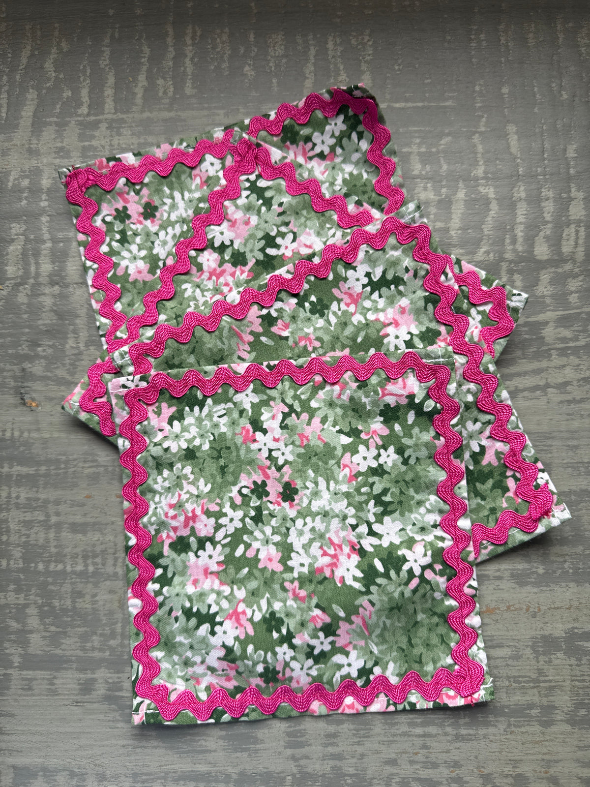 Florals and hot pink cocktial napkin set of 4