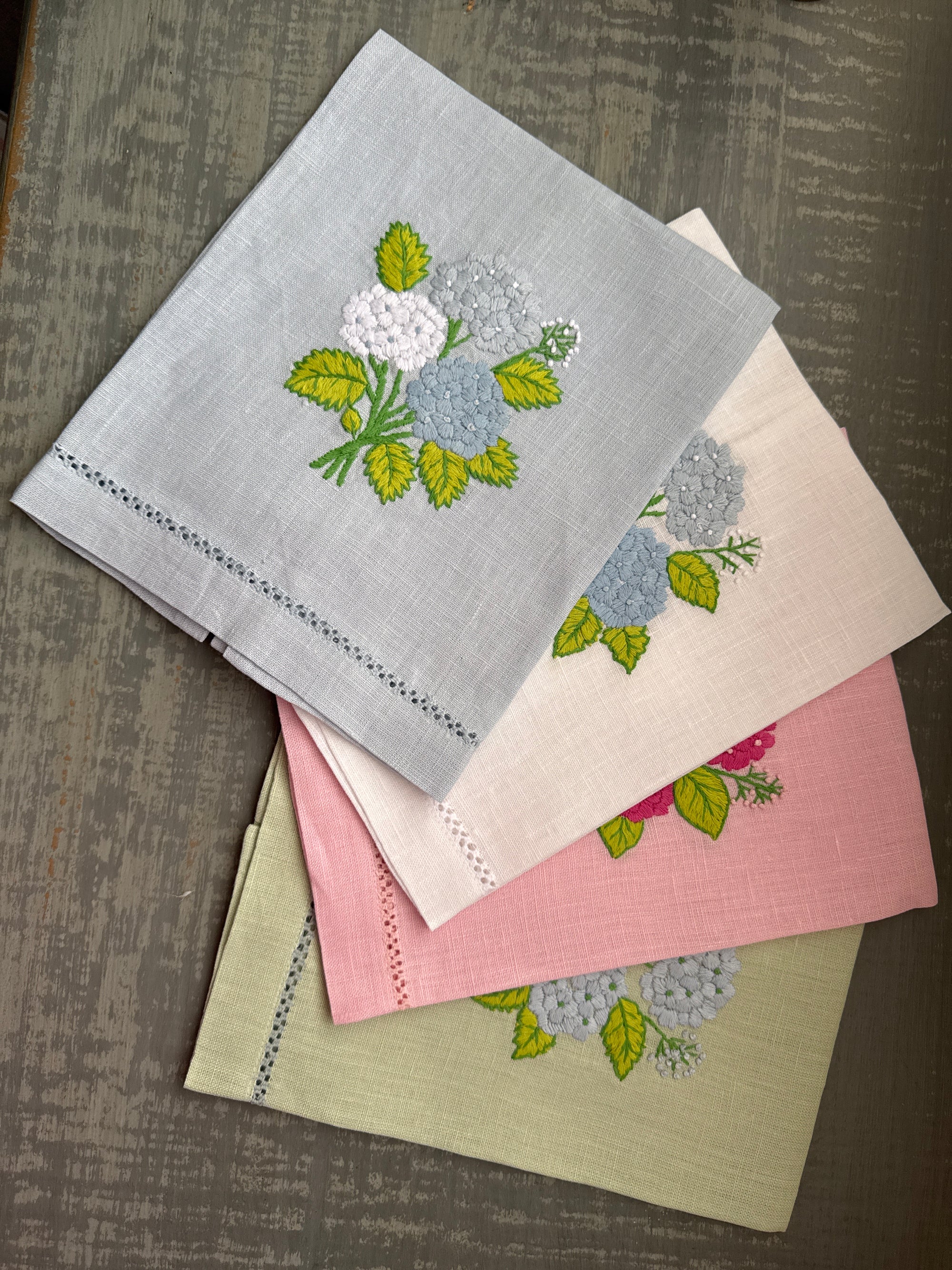 Hydrengeas Bunch Hand Towel