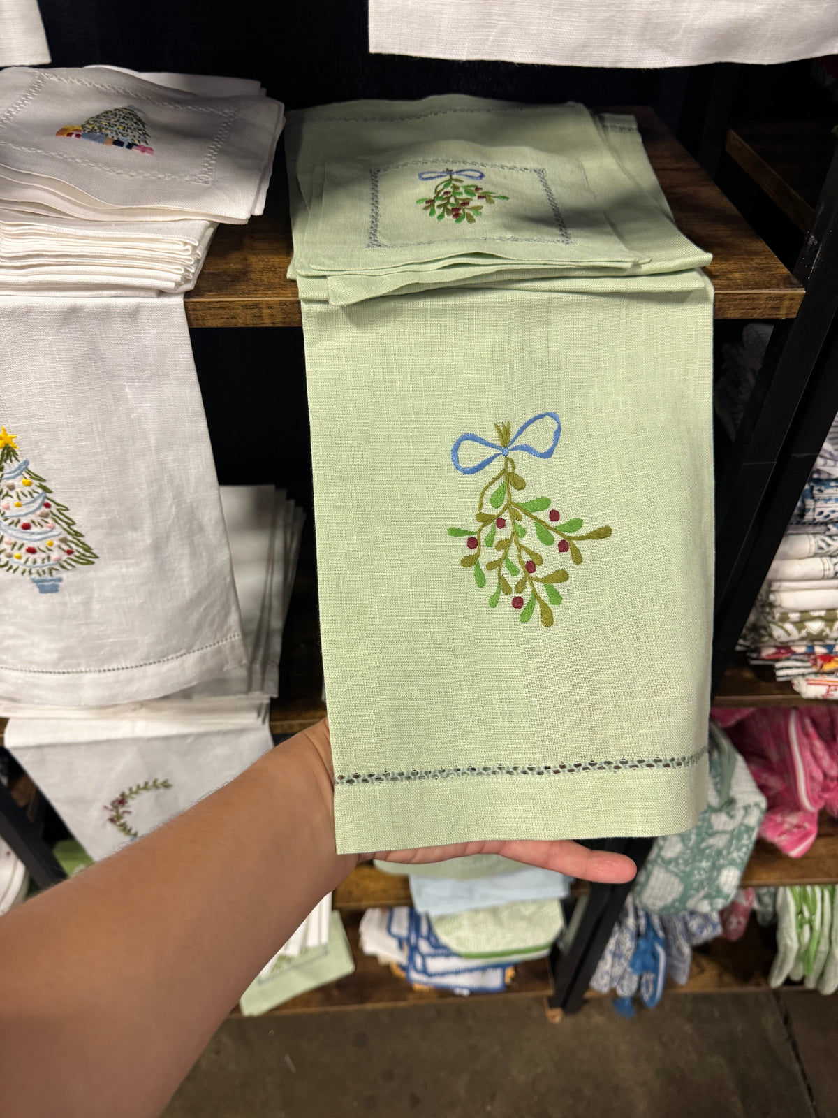 Mistletoe Hand Towel